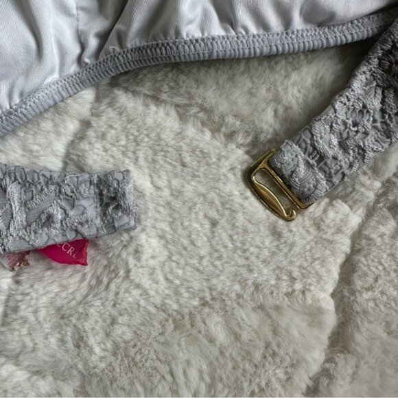 Victoria’s Secret | Gray Ruffle Lace Halter Bikini Top | Size Small - Picture 6 of 12